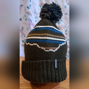 EUC Patagonia Mocha Hiking Outdoor Boho Warm Winter Beanie Hat Cap w/ PomPom